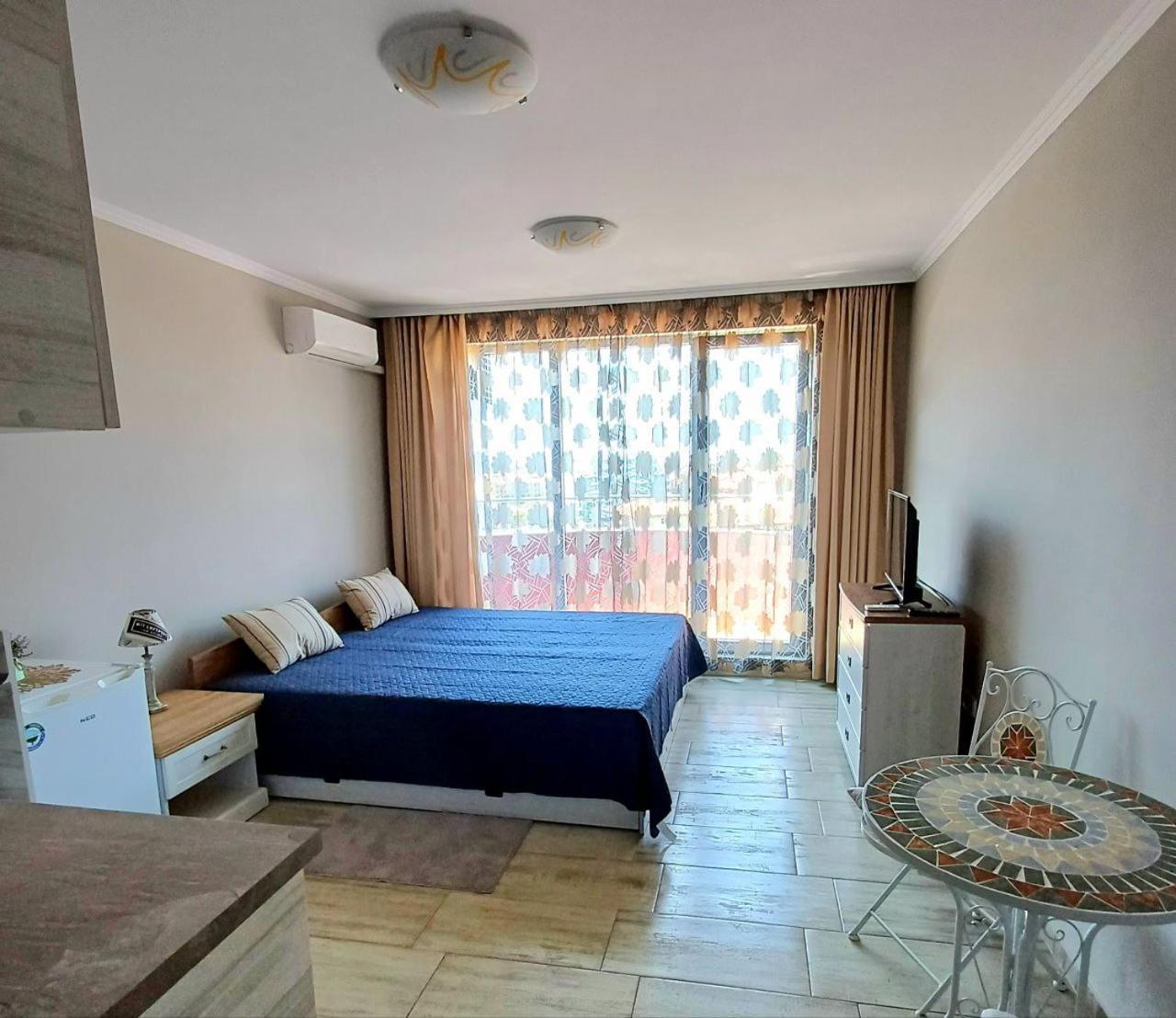 Admiral Plaza 35 -studio-sunny Apartamento *